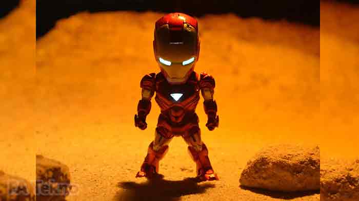 AI JARVIS pada kostum Iron Man